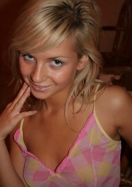 😘 Я - креативная, нежная и опытная индивидуалка, готовая исполнить все твои фантазии и желания. 🌟 У меня широкий спектр услуг, которые сделают наше свидание незабываемым. 💋 Я могу быть твоей красивой компаньонкой на деловых мероприятиях или той страстной ночной феей, готовой погрузиться с тобой в мир наслаждения. 💃💥 Я живу в Москве и знаю все ее горячие места, так что я могу тебе показать настоящую Москву, а затем провести незабываемую ночь в уютных апартаментах или отеле. 🔥🏨 У меня много положительных отзывов и фото, которые я могу поделиться с тобой. 📷✨ Жду твоего звонка, чтобы вместе создать незабываемые моменты! 💕💫 Окся